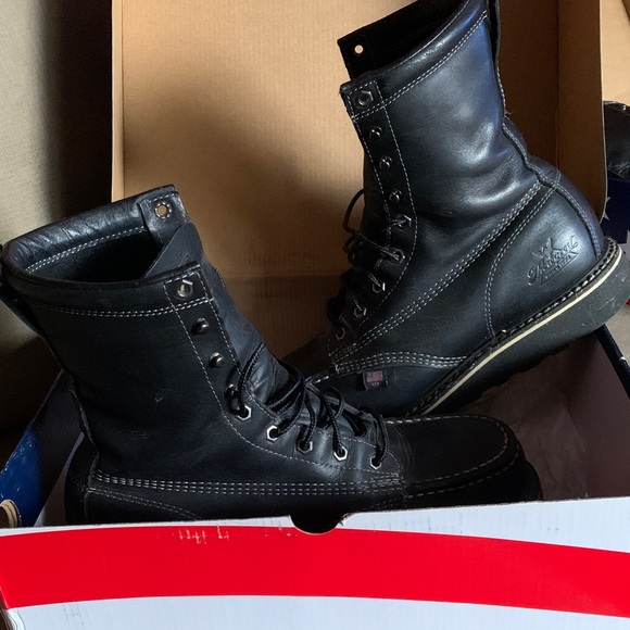 Black Thorogood Leather Men's Boots.  Steel toe. Wedge sole. - Picture 1 of 3